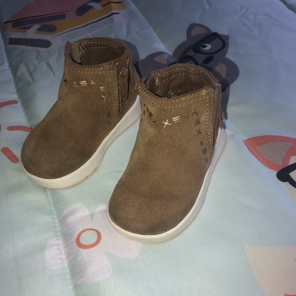 Tucker+Tate Lily Boot - Picture 4 of 7